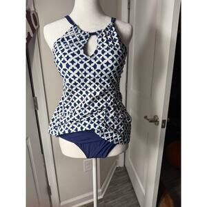 FIYOTE Womens Banded Printed Tankini Top with Briefs Swimsuit (M), never worn